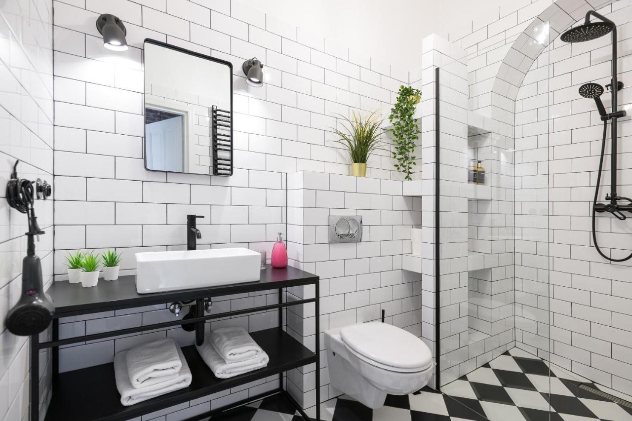 Discover Krakow Apartments - 3 Rakowicka St - Amazing Loft Near Main Station - Netflix מראה חיצוני תמונה